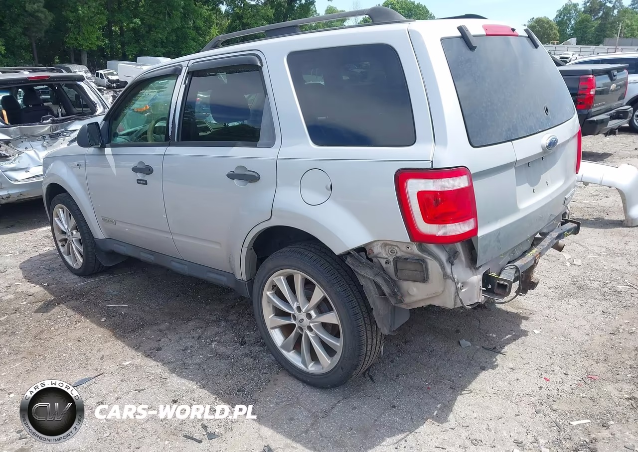 2008 Ford Escape Xlt VIN:1FMCU93138KA33550 - 3