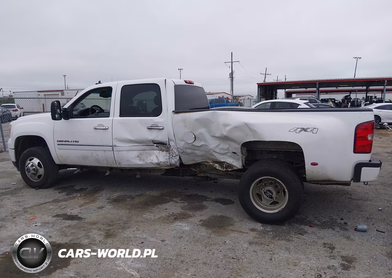 2012 GMC Sierra 3500Hd Denali VIN:1GT426C82CF140715 - 15