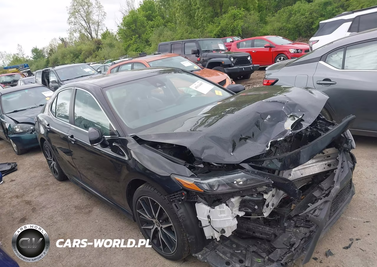 2024 Toyota Camry Se – zdjęcie 1 z 17