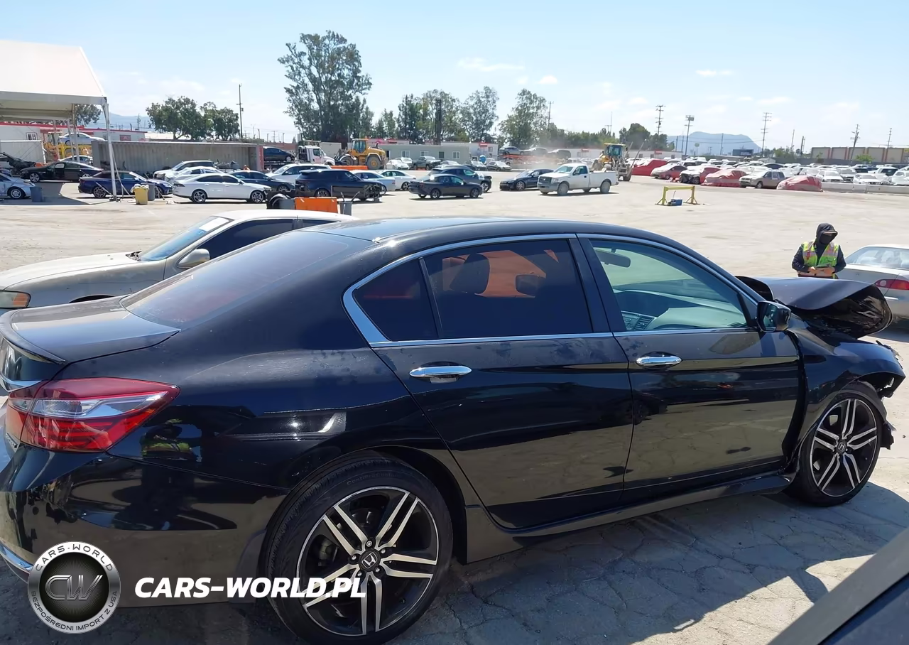 2017 Honda Accord Sport VIN:1HGCR2F54HA279512 - 13