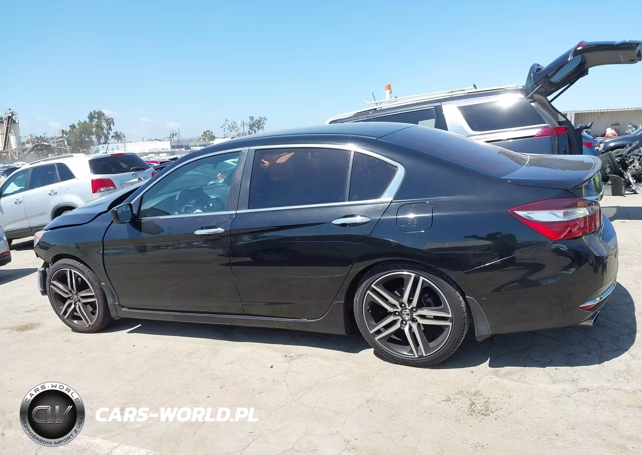 2017 Honda Accord Sport VIN:1HGCR2F54HA279512 - 14