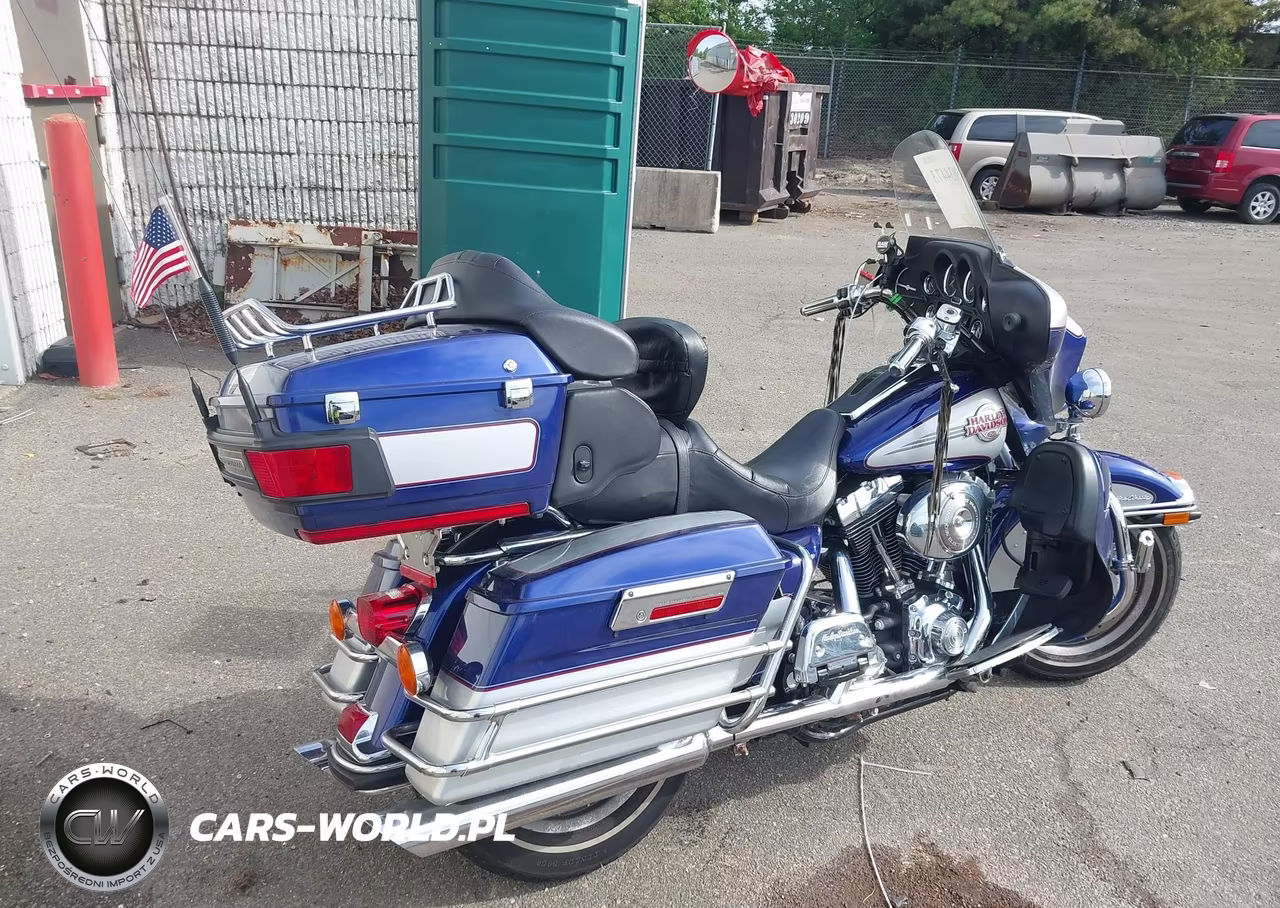 2006 Harley-Davidson Flhtcui VIN:1HD1FCW106Y654607 - 4
