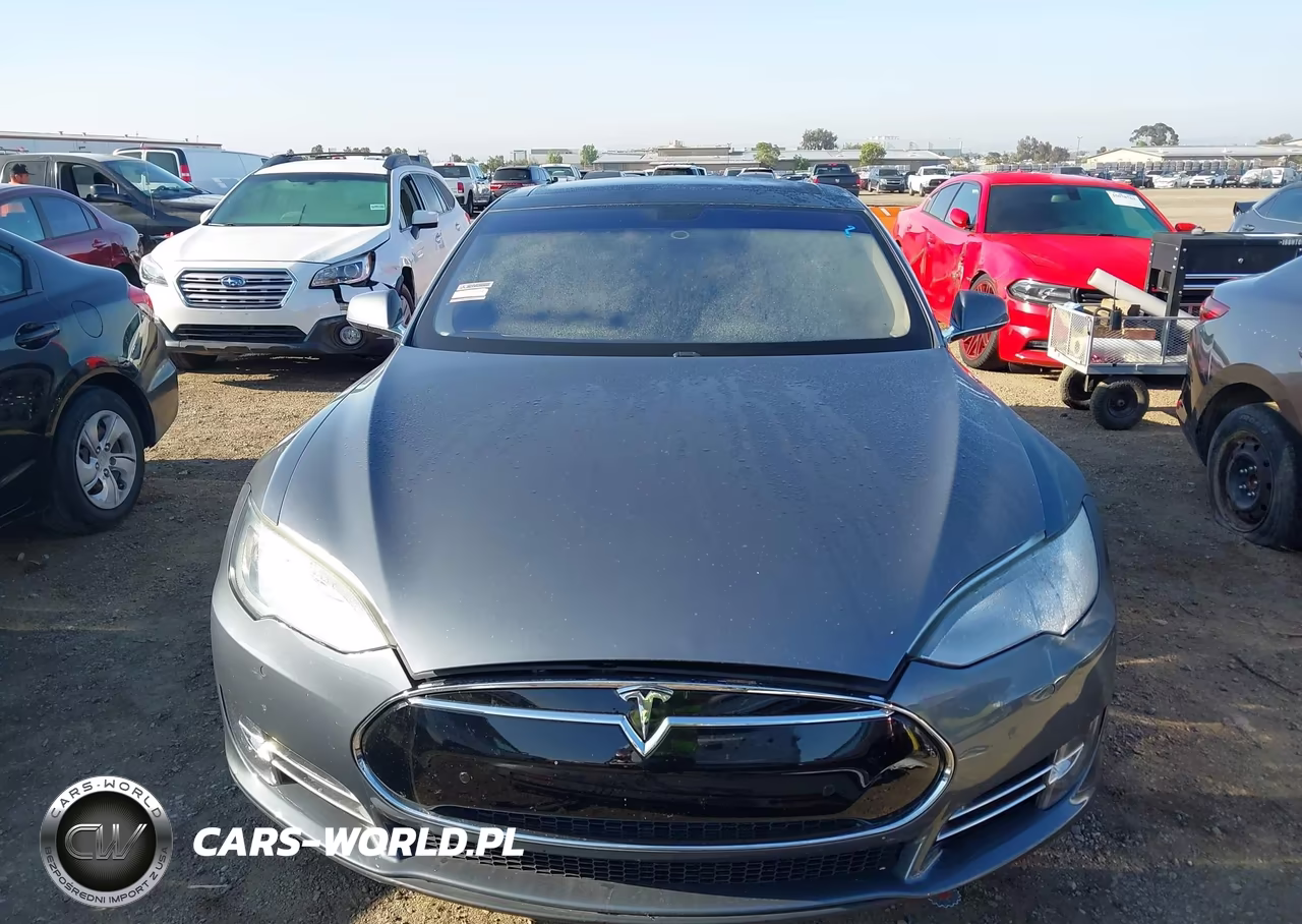 2013 Tesla Model S VIN:5YJSA1CN0DFP20439 - 11