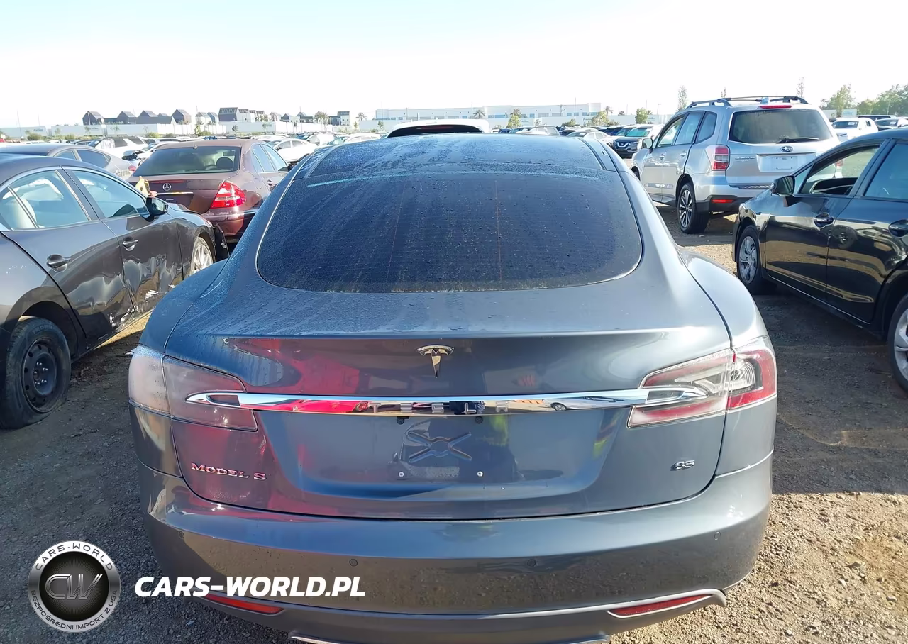 2013 Tesla Model S VIN:5YJSA1CN0DFP20439 - 15