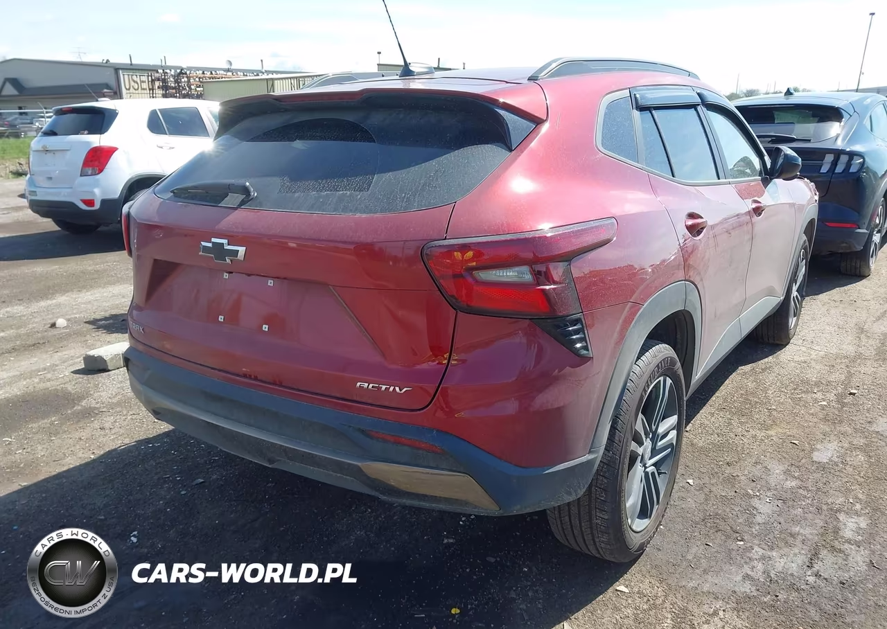 2024 Chevrolet Trax Fwd Activ VIN:KL77LKE26RC196224 - 4