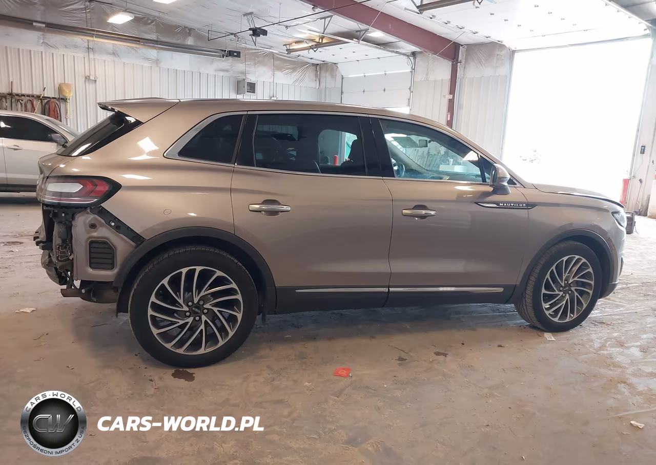 2019 Lincoln Nautilus Reserve VIN:2LMPJ8L94KBL58613 - 13