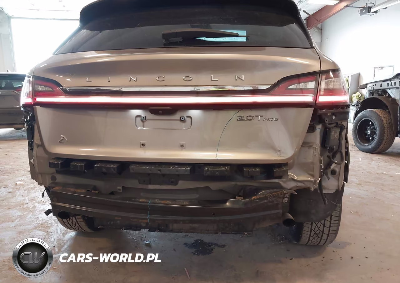 2019 Lincoln Nautilus Reserve VIN:2LMPJ8L94KBL58613 - 6