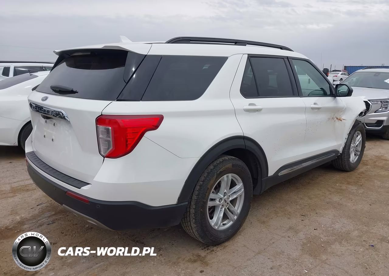 2022 Ford Explorer Xlt VIN:1FMSK7DHXNGB34701 - 4