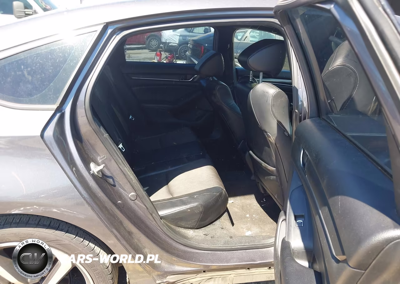 2018 Honda Accord Sport VIN:1HGCV1F30JA099566 - 8