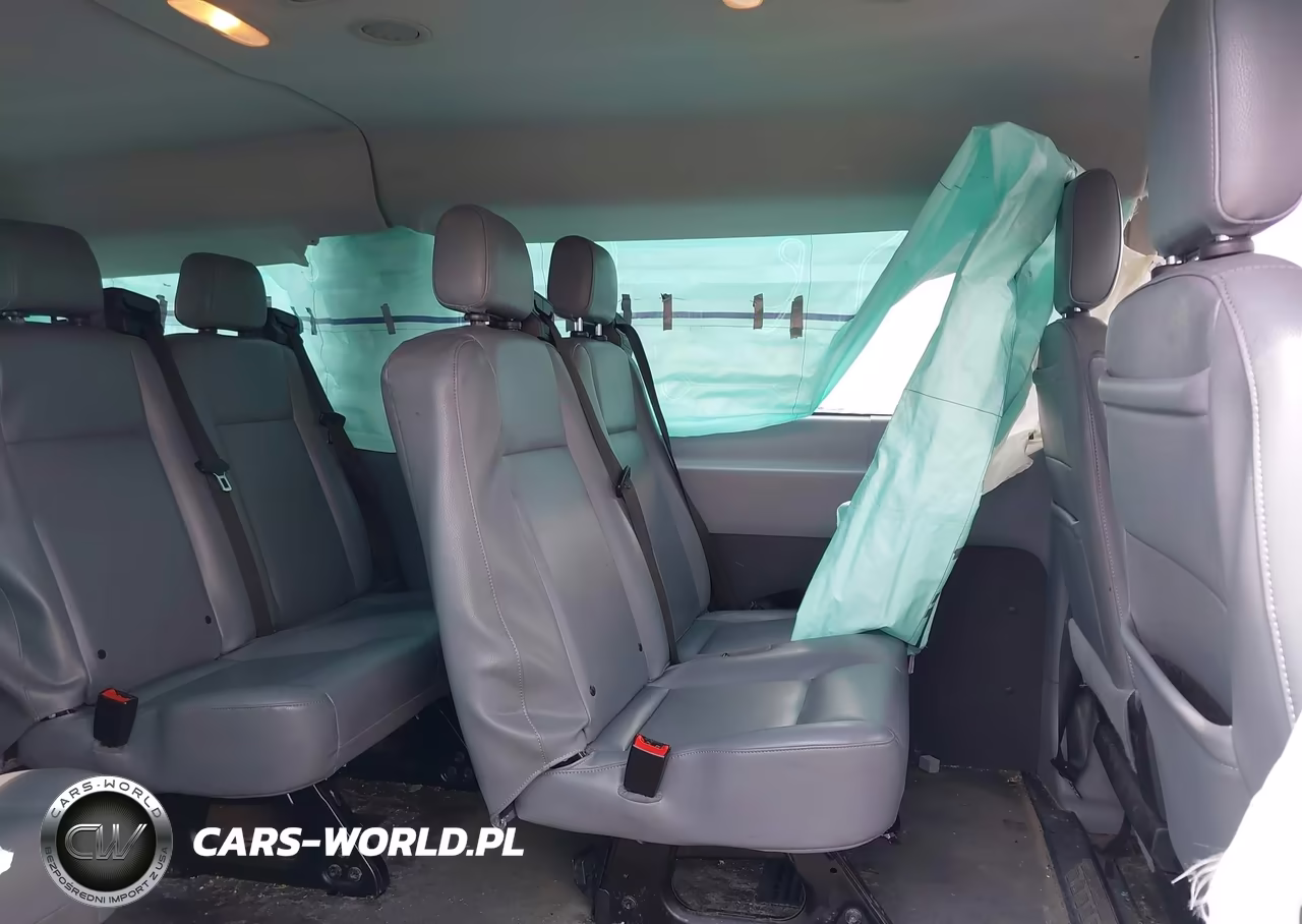2018 Ford Transit-150 Xl VIN:1FMZK1YM6JKA27106 - 8