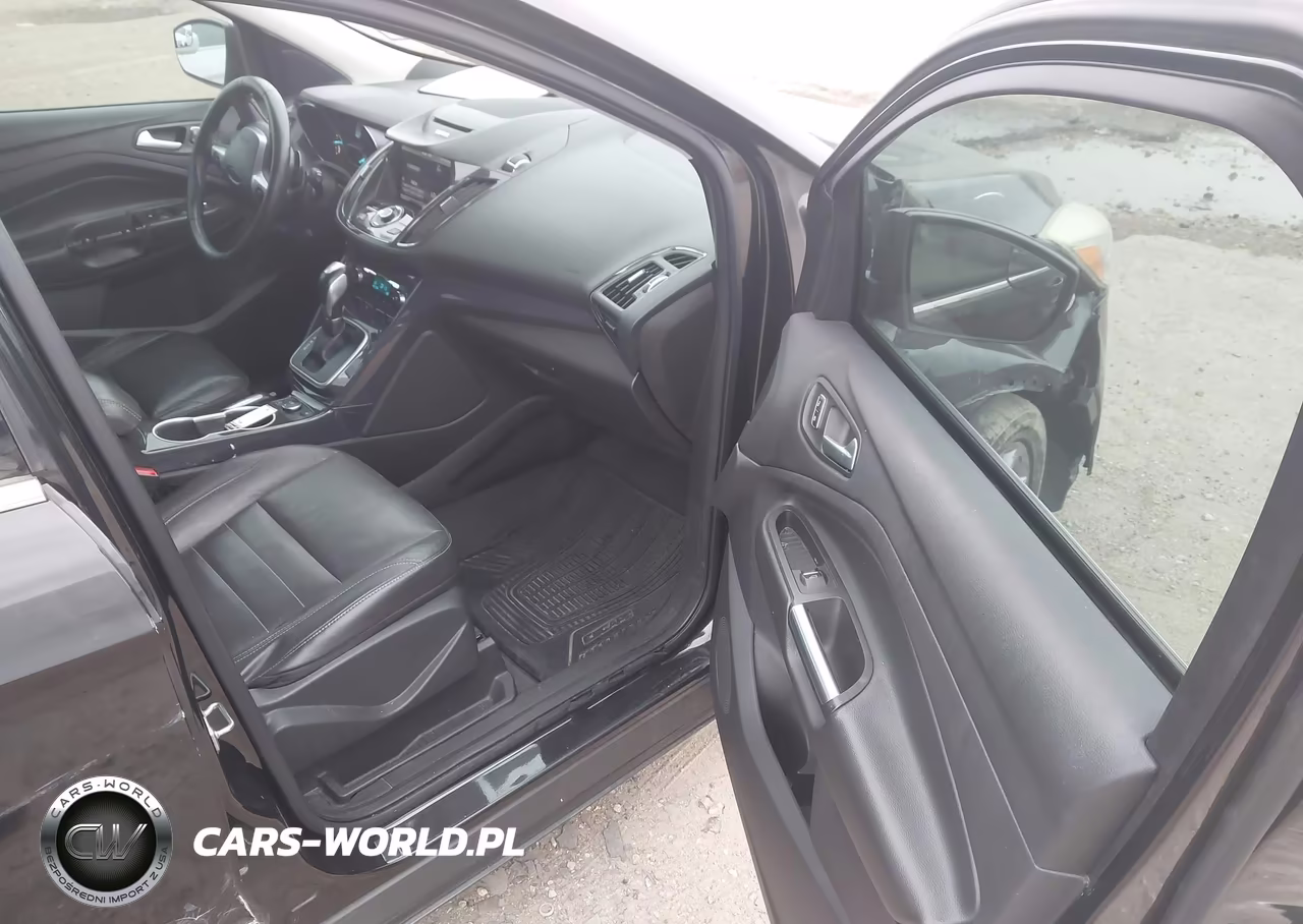 2014 Ford Escape Titanium VIN:1FMCU0J90EUB34422 - 5