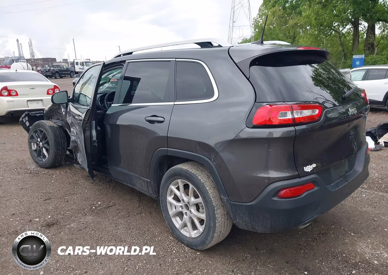 2017 Jeep Cherokee Latitude Fwd VIN:1C4PJLCB1HW549466 - 3