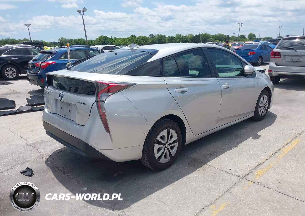 2017 Toyota Prius Four VIN:JTDKARFU1H3049495 - 4