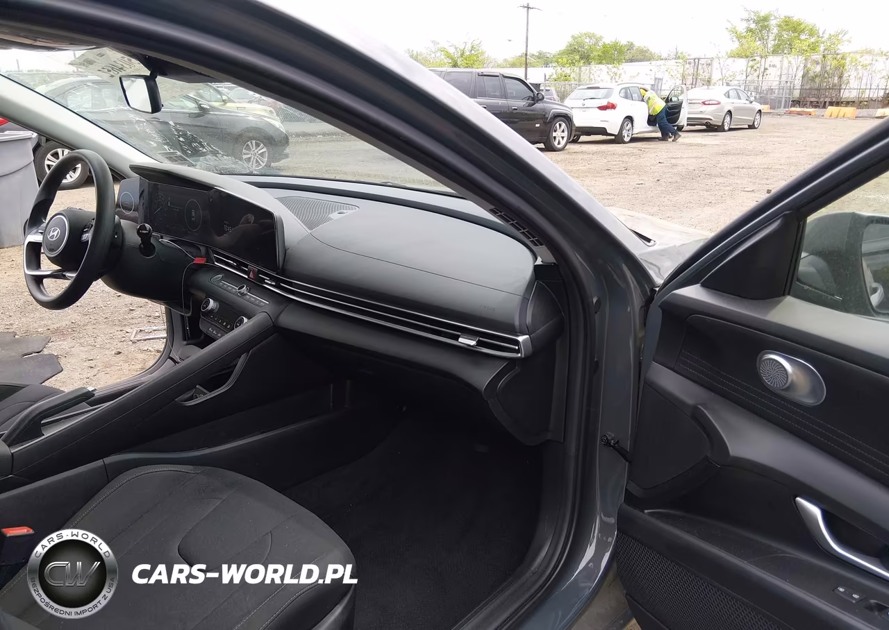 2024 Hyundai Elantra Sel VIN:KMHLM4DG7RU780113 - 5