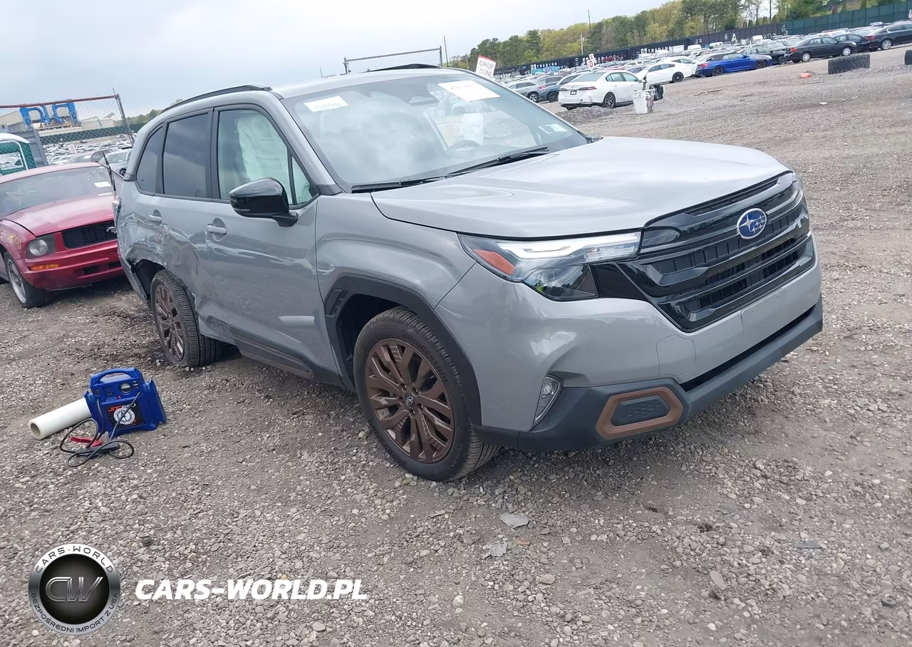2025 Subaru Forester Sport – zdjęcie 1 z 18