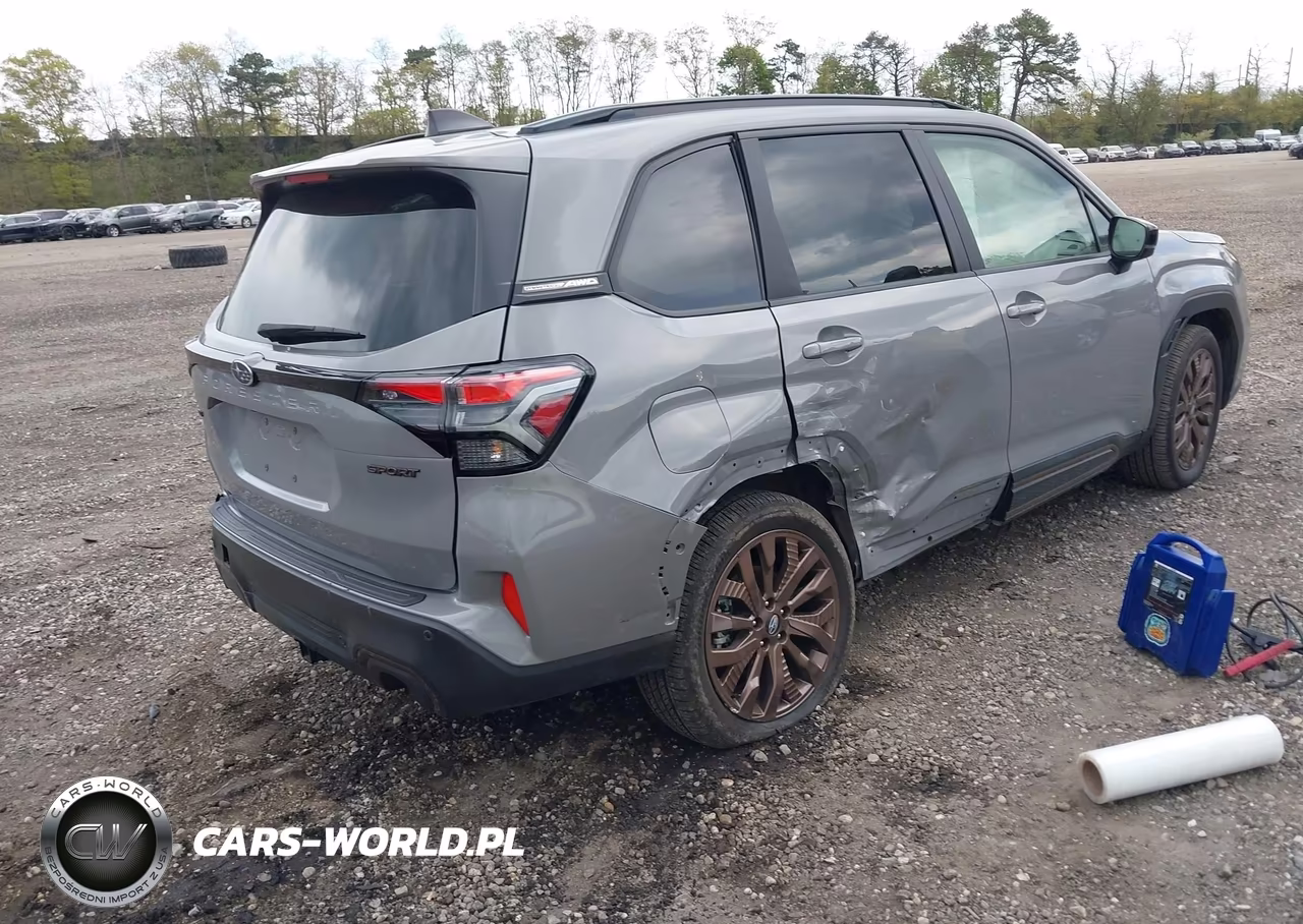 2025 Subaru Forester Sport VIN:JF2SLDHC1SH526021 - 4