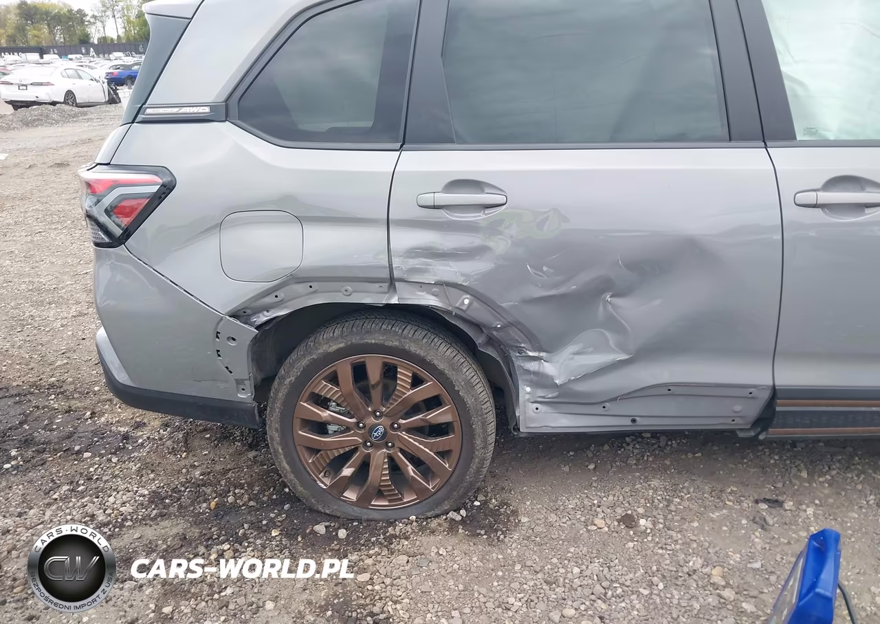 2025 Subaru Forester Sport VIN:JF2SLDHC1SH526021 - 6