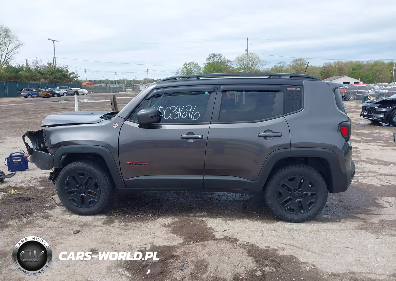 2018 Jeep Renegade Trailhawk 4X4 VIN:ZACCJBCB7JPH42667 - 15