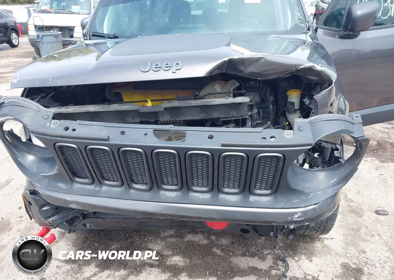 2018 Jeep Renegade Trailhawk 4X4 VIN:ZACCJBCB7JPH42667 - 6