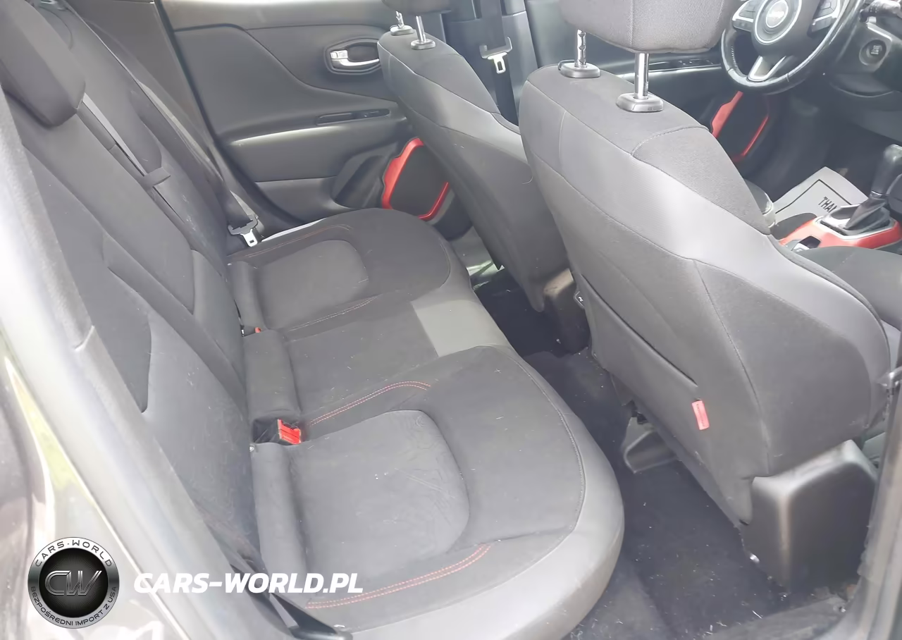 2018 Jeep Renegade Trailhawk 4X4 VIN:ZACCJBCB7JPH42667 - 8