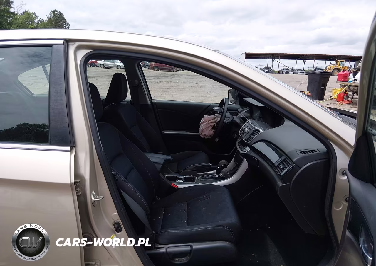 2015 Honda Accord Sport VIN:1HGCR2F56FA034238 - 5