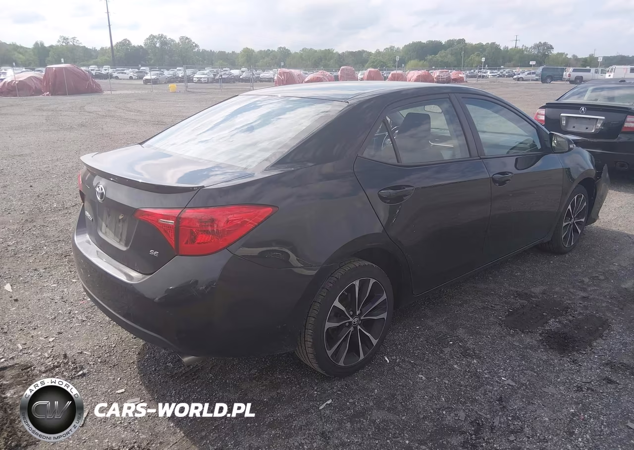 2018 Toyota Corolla Se VIN:2T1BURHE5JC003887 - 4