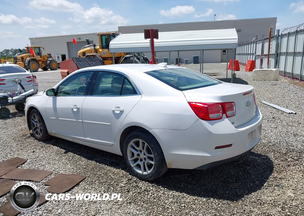 2015 Chevrolet Malibu 1Lt VIN:1G11C5SL9FF349026 - 3