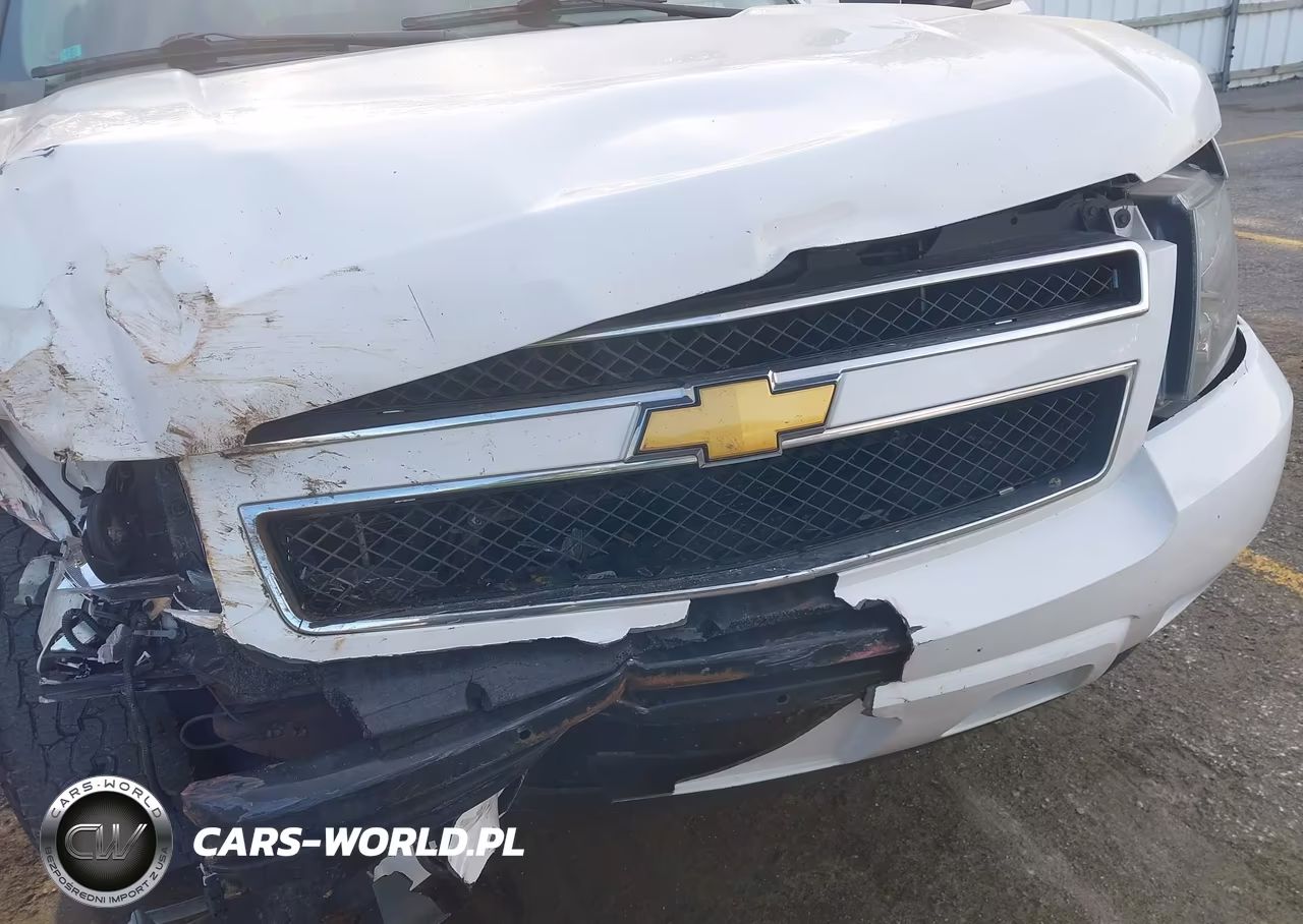 2013 Chevrolet Suburban 1500 Lt VIN:1GNSKJE79DR136621 - 17