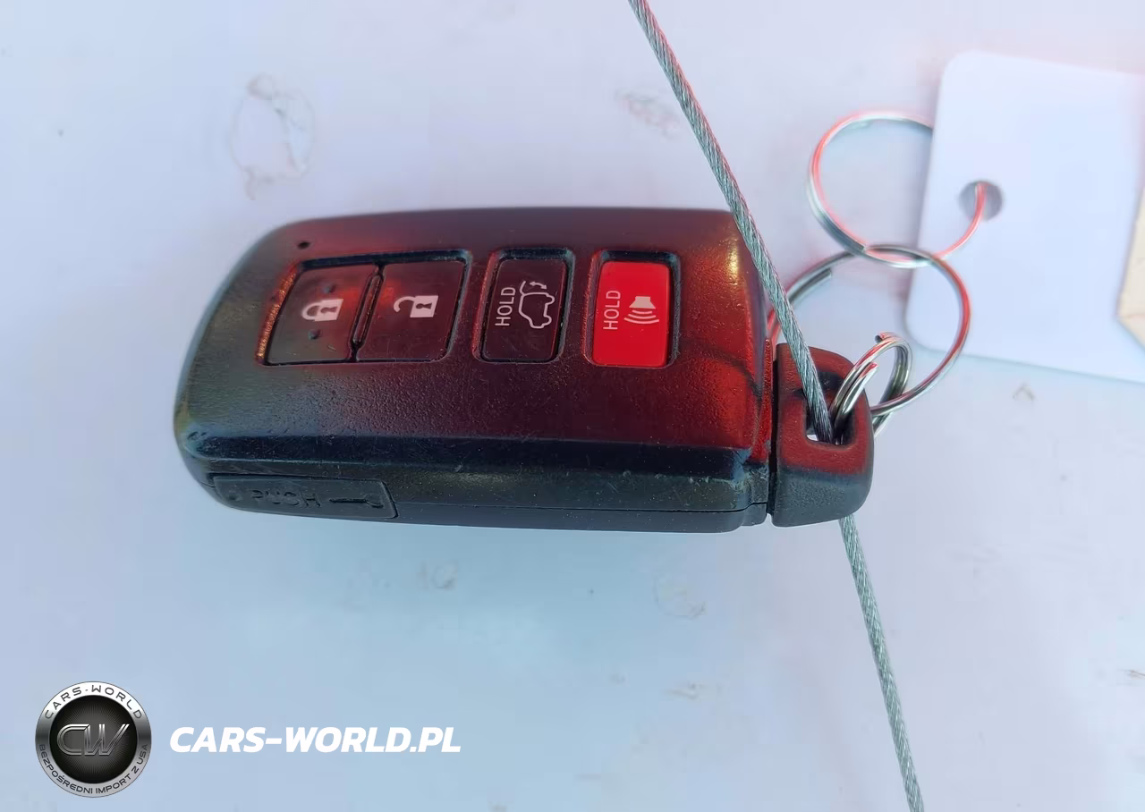 2019 Toyota Highlander Hybrid Limited Platinum VIN:5TDDGRFH4KS075945 - 11