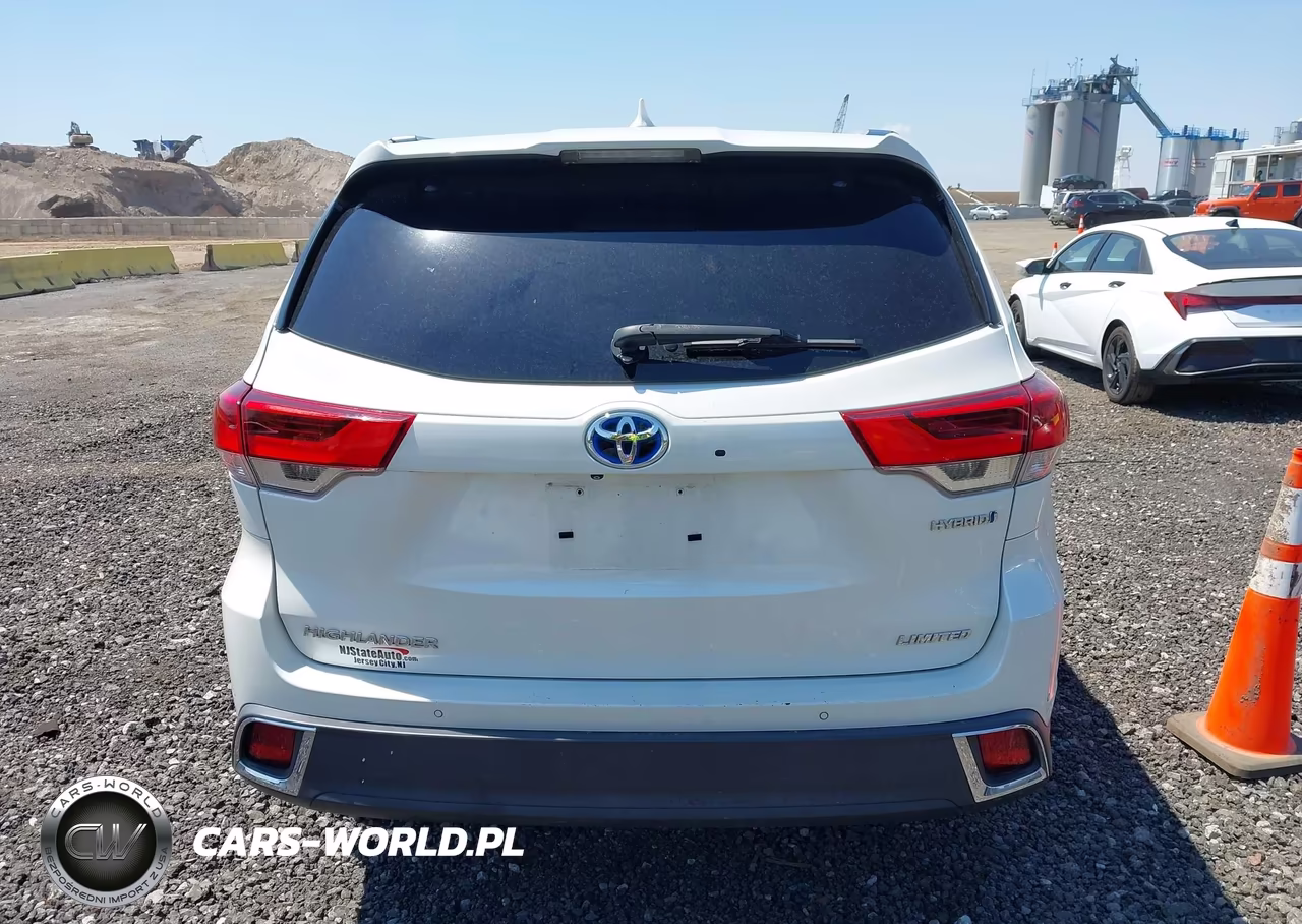 2019 Toyota Highlander Hybrid Limited Platinum VIN:5TDDGRFH4KS075945 - 16