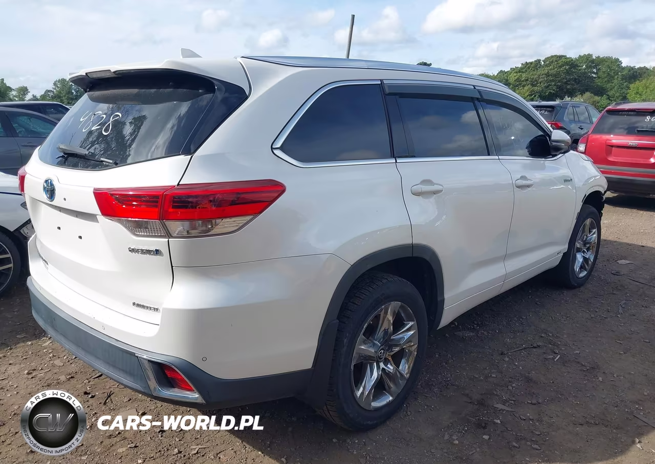 2019 Toyota Highlander Hybrid Limited Platinum VIN:5TDDGRFH4KS075945 - 4