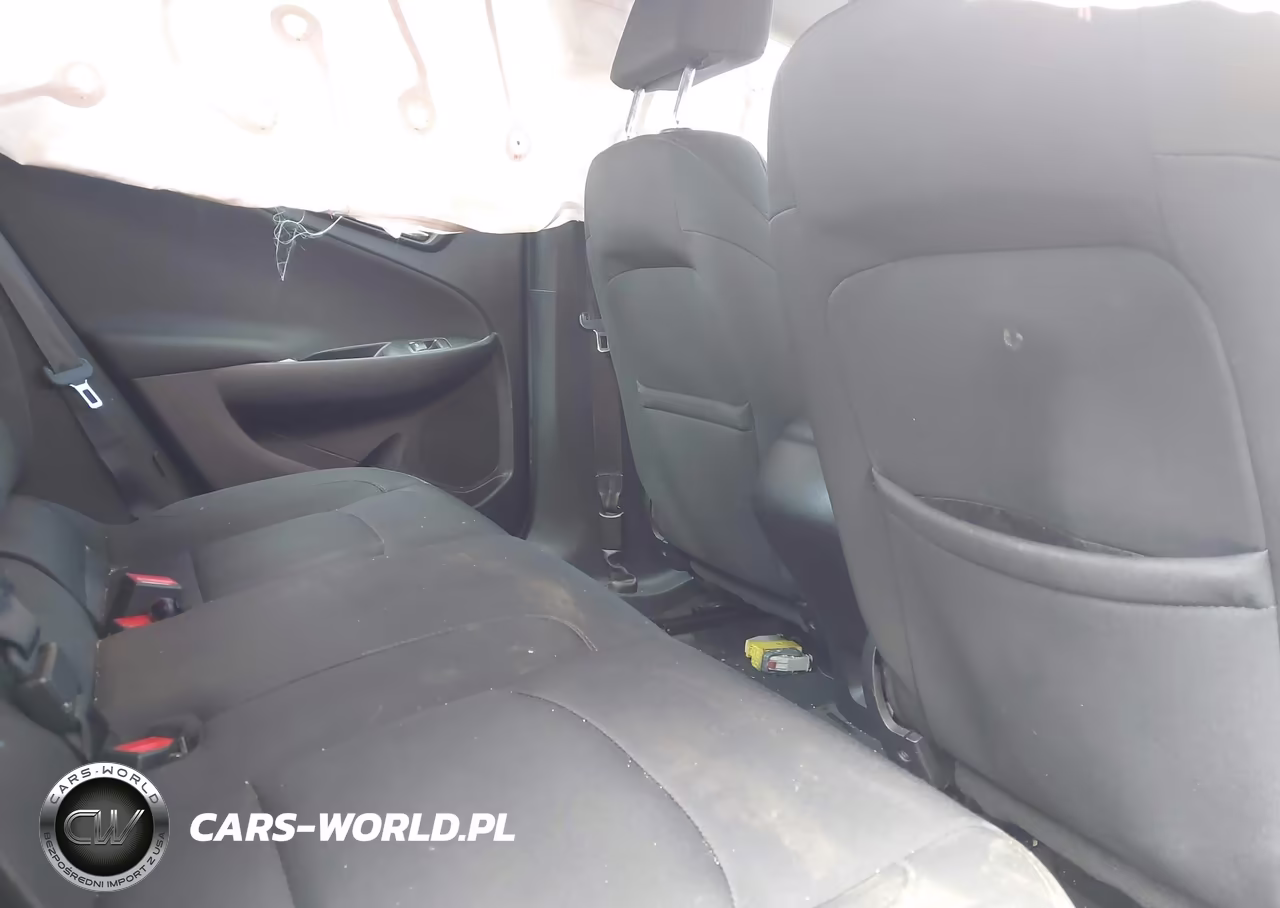 2016 Chevrolet Malibu Ls VIN:1G1ZB5ST9GF202244 - 8