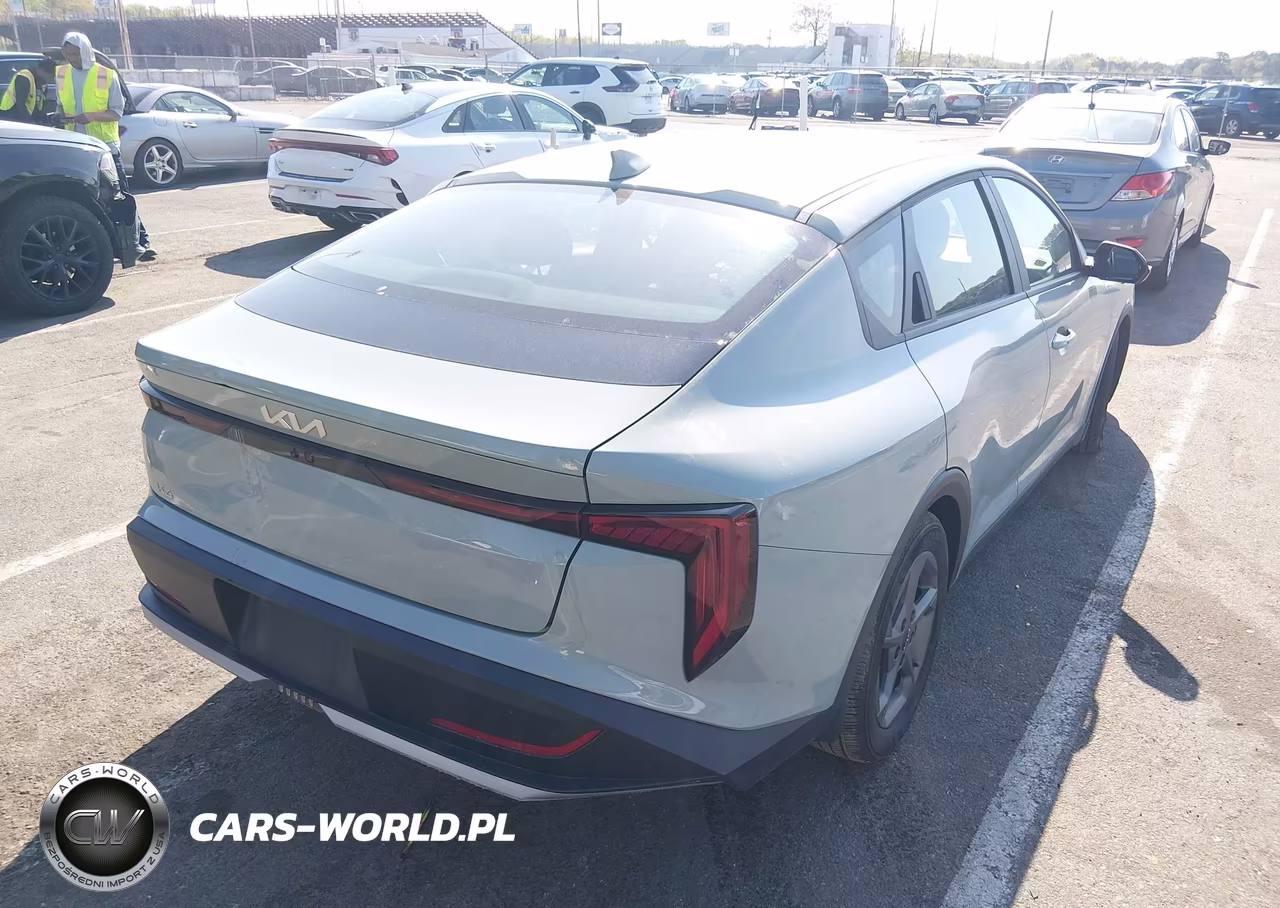 2025 Kia K4 Lxs VIN:3KPFT4DE0SE121572 - 4