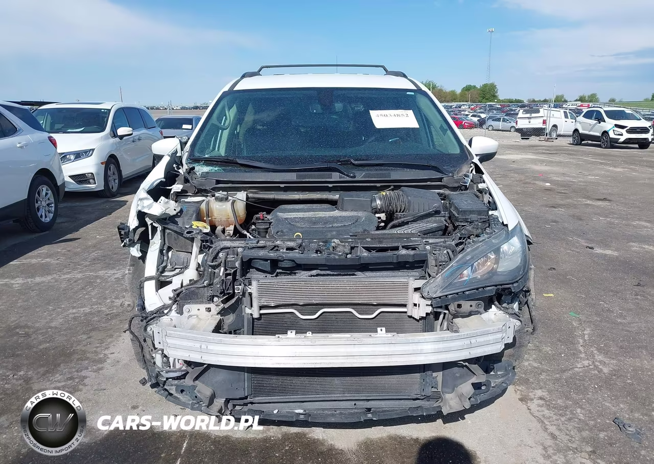 2020 Chrysler Voyager Lxi VIN:2C4RC1DG2LR151380 - 12