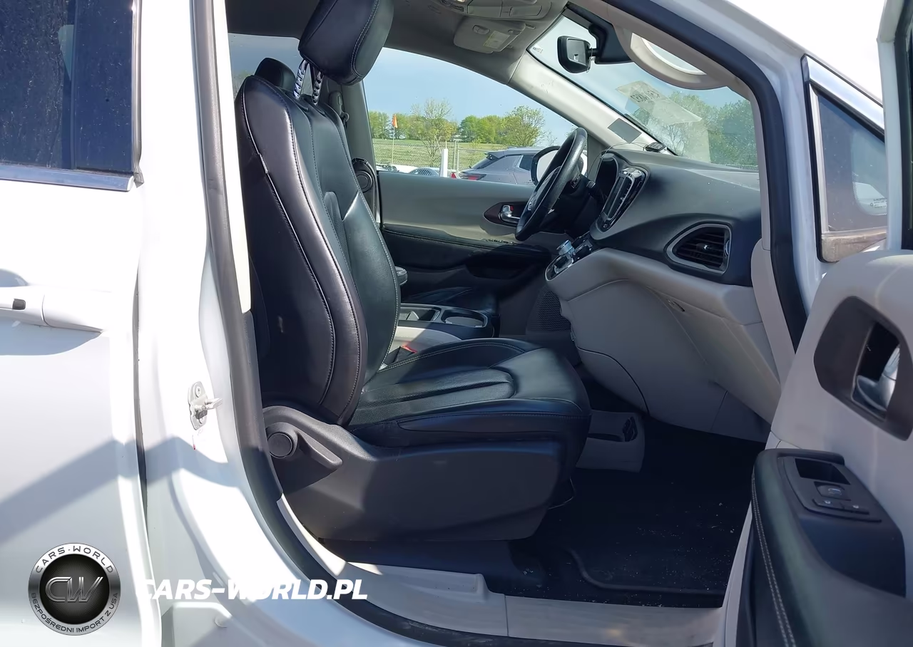 2020 Chrysler Voyager Lxi VIN:2C4RC1DG2LR151380 - 5