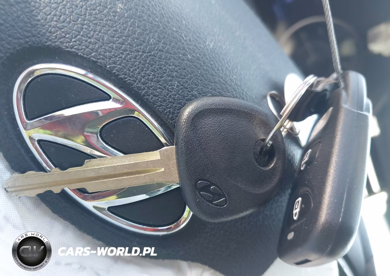 2020 Hyundai Elantra Sel VIN:5NPD84LF8LH543623 - 11