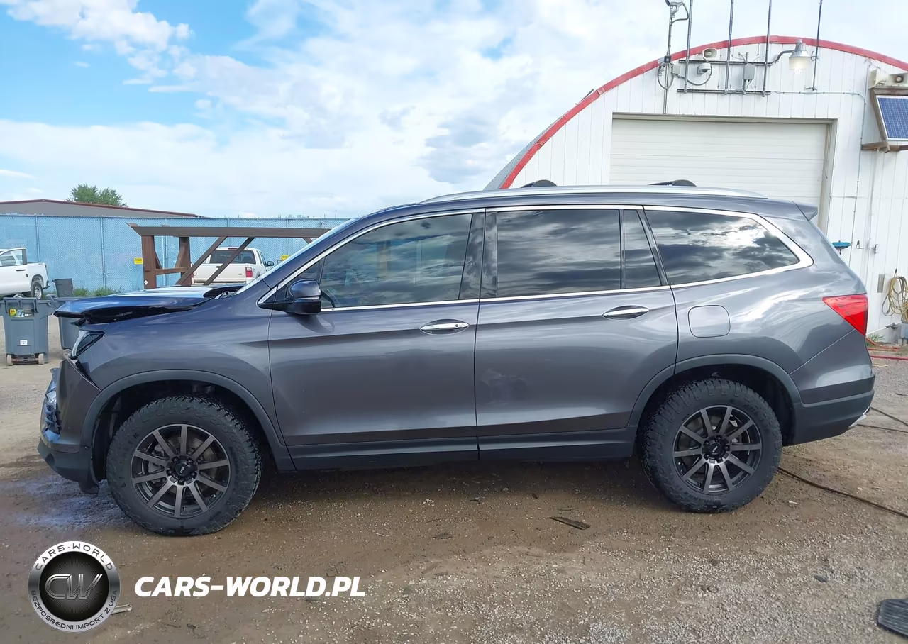 2017 Honda Pilot Touring VIN:5FNYF6H91HB022500 - 14