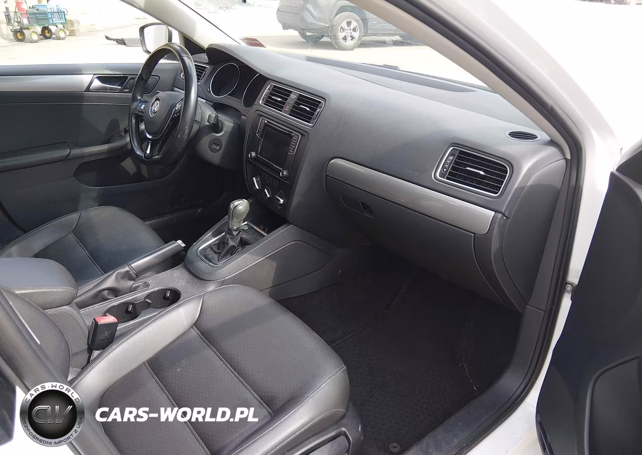 2018 Volkswagen Jetta 1.4T Se-1.4T Wolfsburg Edition VIN:3VWDB7AJ1JM250936 - 5