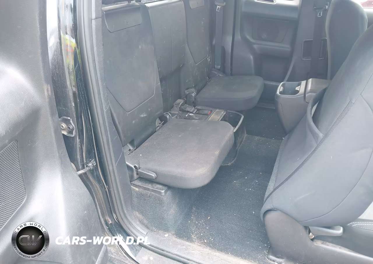2020 Toyota Tacoma VIN:5TFSZ5AN6LX225377 - 8