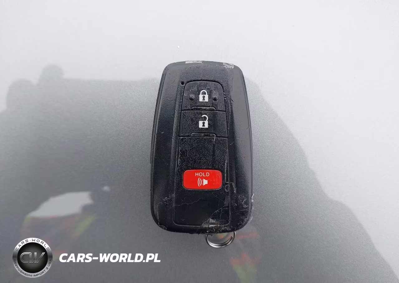 2018 Toyota Prius Two VIN:JTDKBRFU0J3064721 - 11