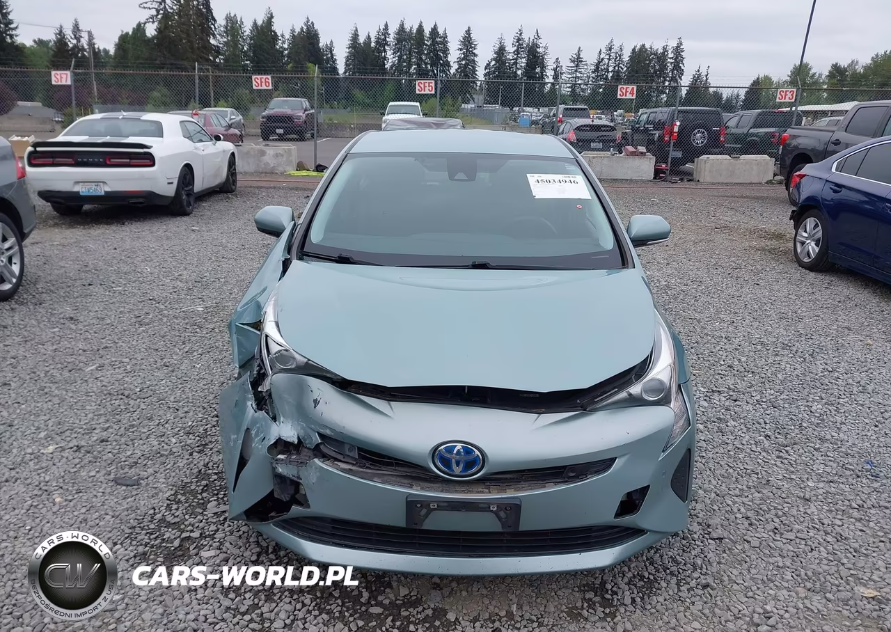 2018 Toyota Prius Two VIN:JTDKBRFU0J3064721 - 12