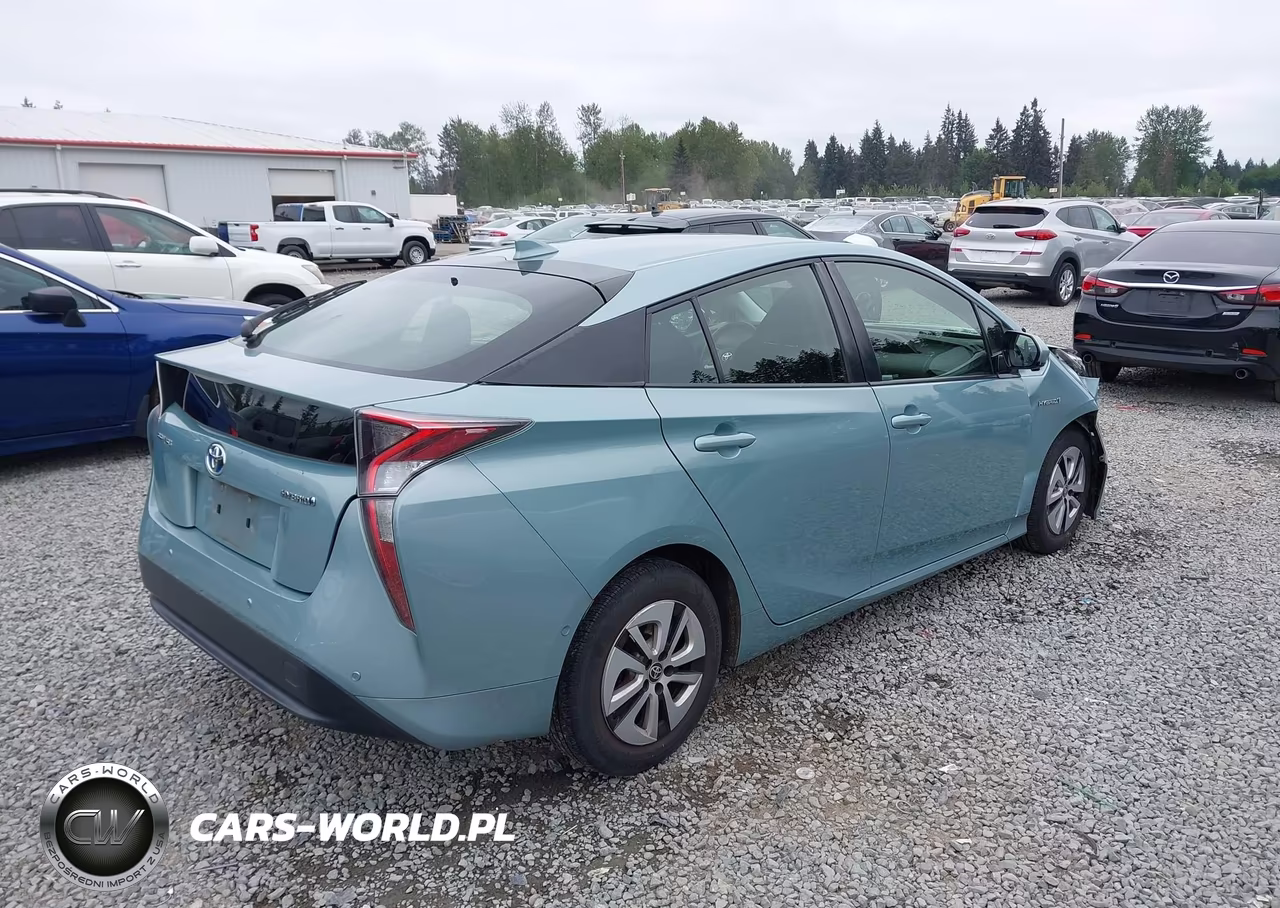 2018 Toyota Prius Two VIN:JTDKBRFU0J3064721 - 4