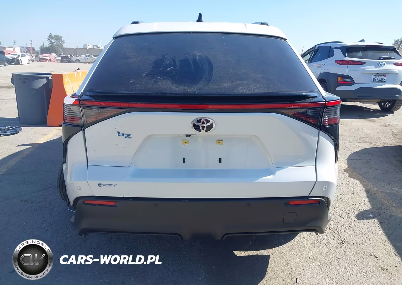 2026 Toyota Bz Xle Plus VIN:JTMBCAEB6TJ011907 - 17