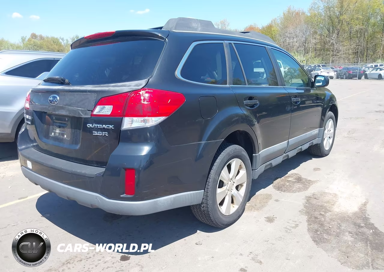2010 Subaru Outback 3.6R Limited VIN:4S4BRDJC1A2320010 - 4