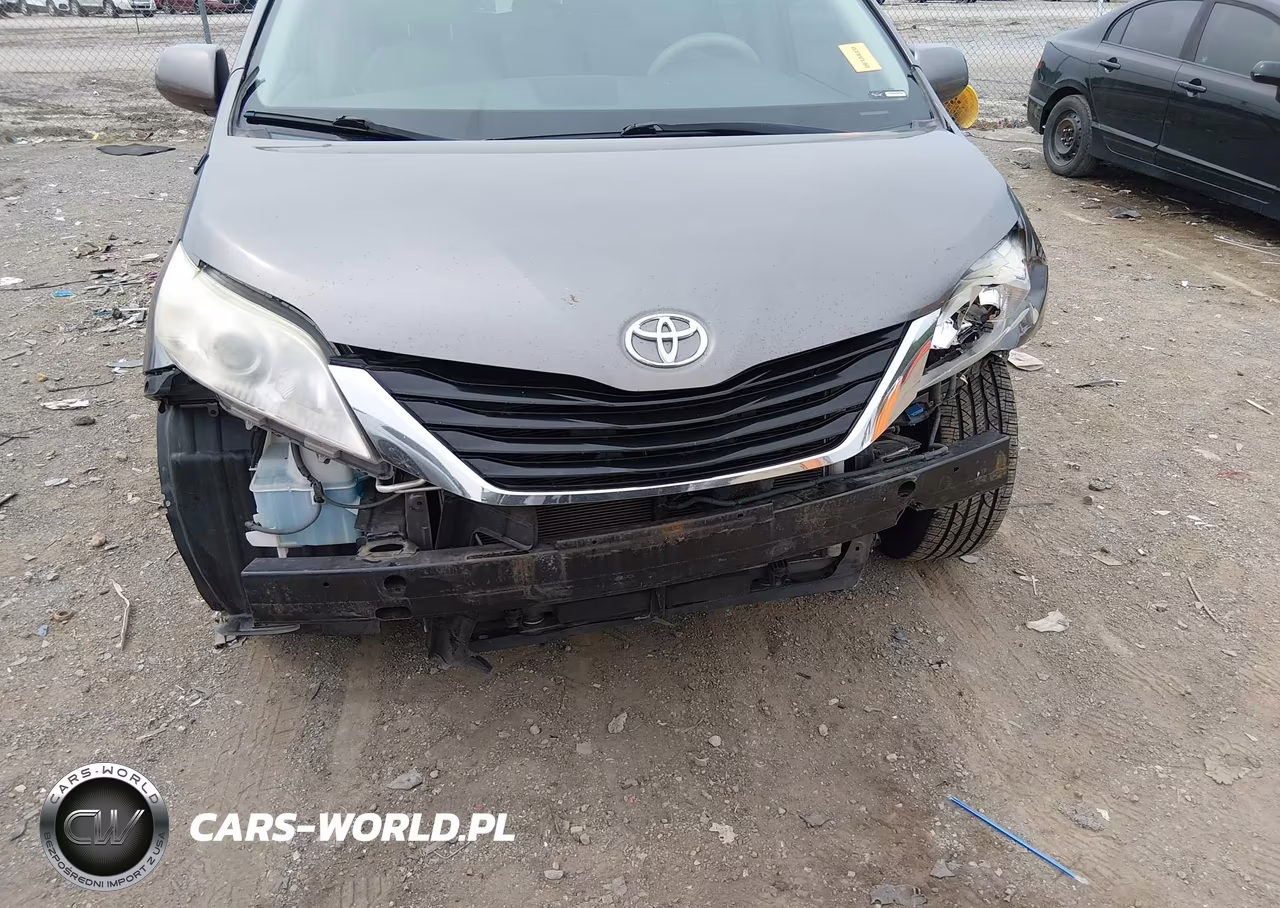 2014 Toyota Sienna Le V6 8 Passenger VIN:5TDKK3DC3ES447158 - 20