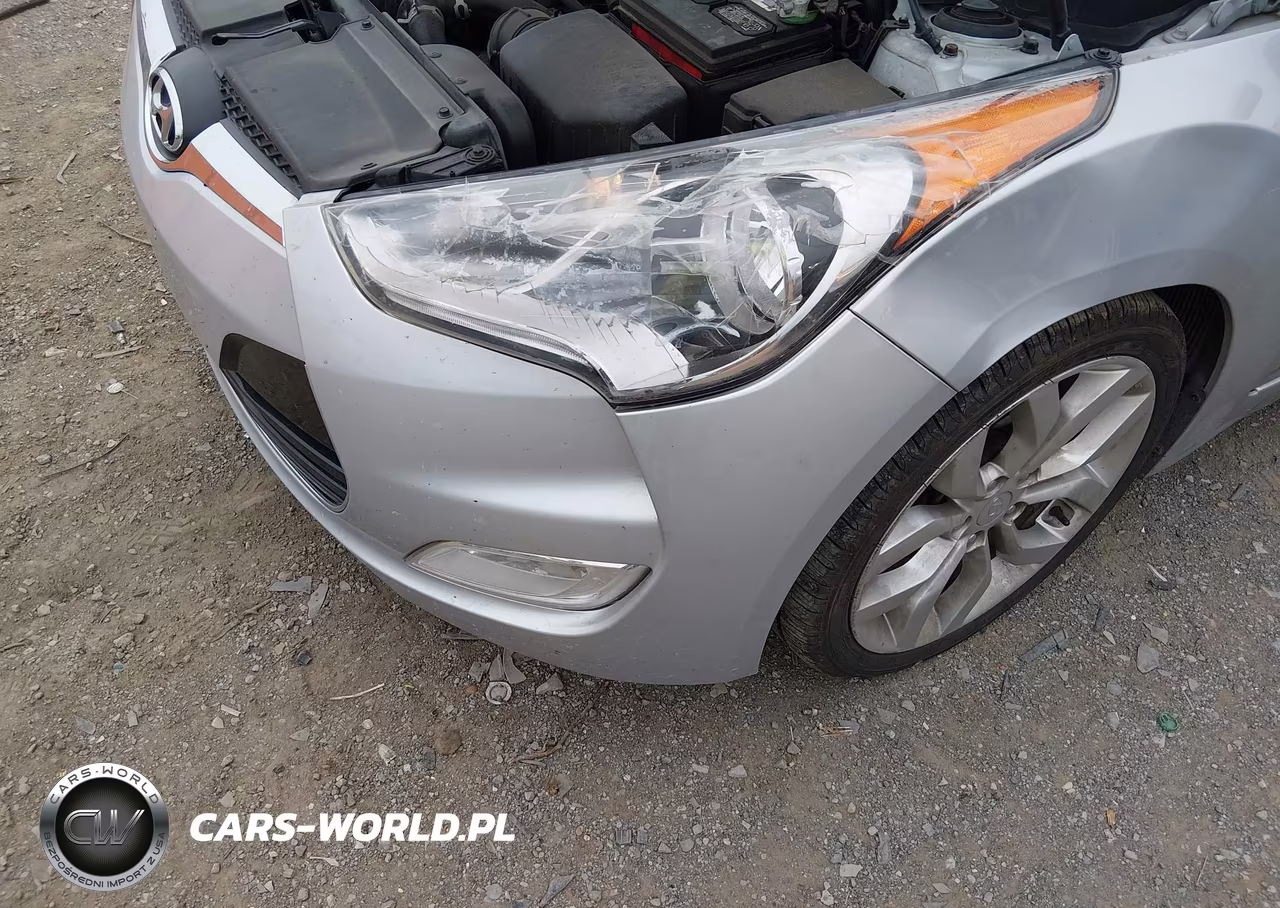 2015 Hyundai Veloster VIN:KMHTC6ADXFU243952 - 12