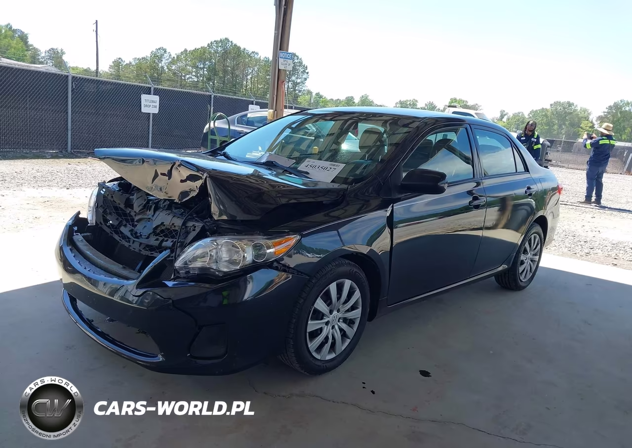 2012 Toyota Corolla Le VIN:2T1BU4EE9CC818233 - 2
