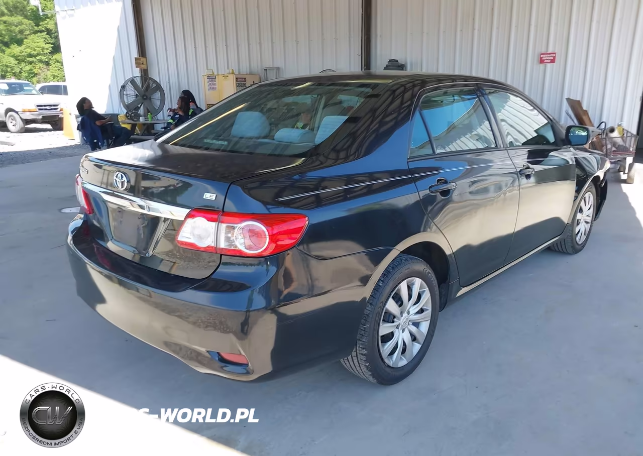 2012 Toyota Corolla Le VIN:2T1BU4EE9CC818233 - 4