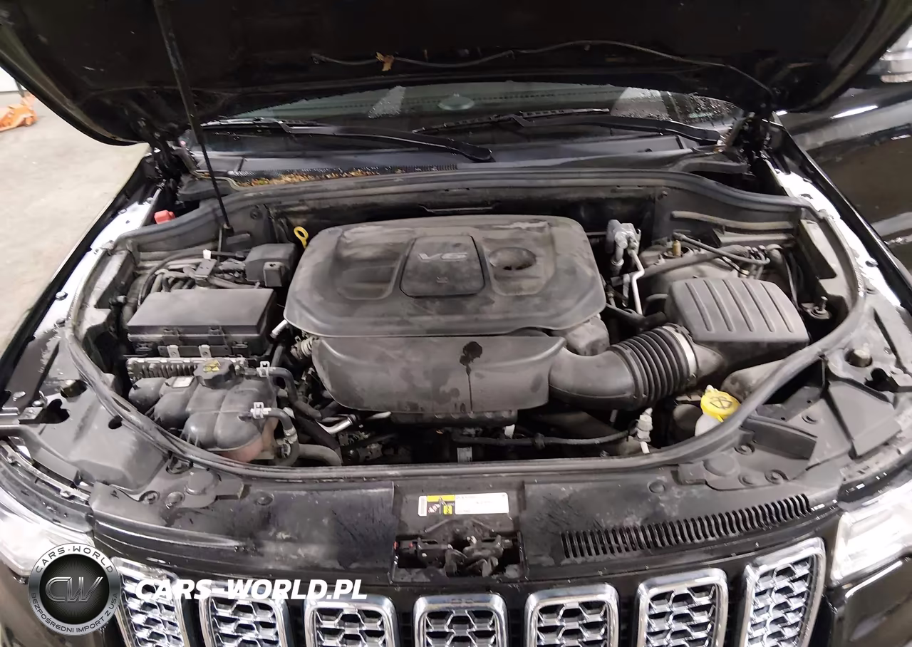 2018 Jeep Grand Cherokee Overland 4X4 VIN:1C4RJFCG7JC458280 - 10