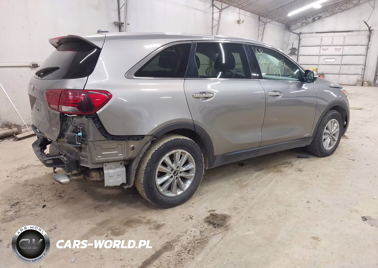 2019 Kia Sorento 3.3L Lx VIN:5XYPGDA59KG480192 - 4